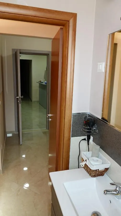 Bed & Breakfast Cairoli Exclusive Rooms & Suite Brindisi