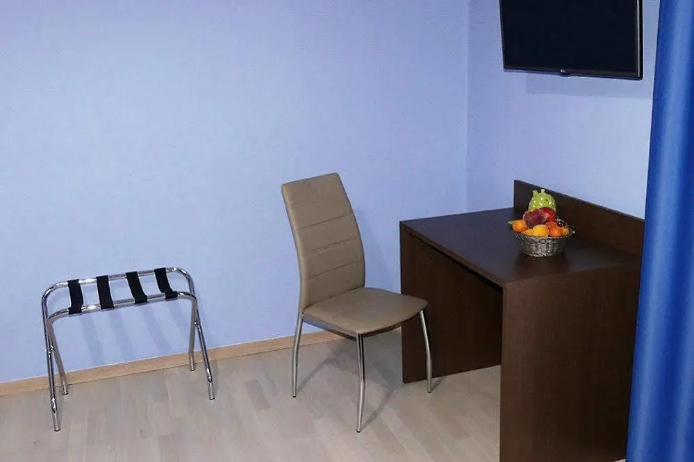 Cairoli Exclusive Rooms & Suite Brindisi 2*,