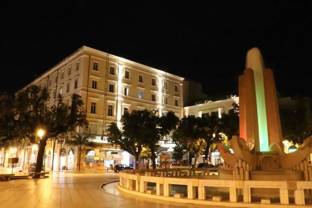 Cairoli Exclusive Rooms & Suite Brindisi 2*,  İtalya