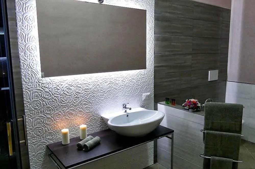 Bed & Breakfast Cairoli Exclusive Rooms & Suite Brindisi