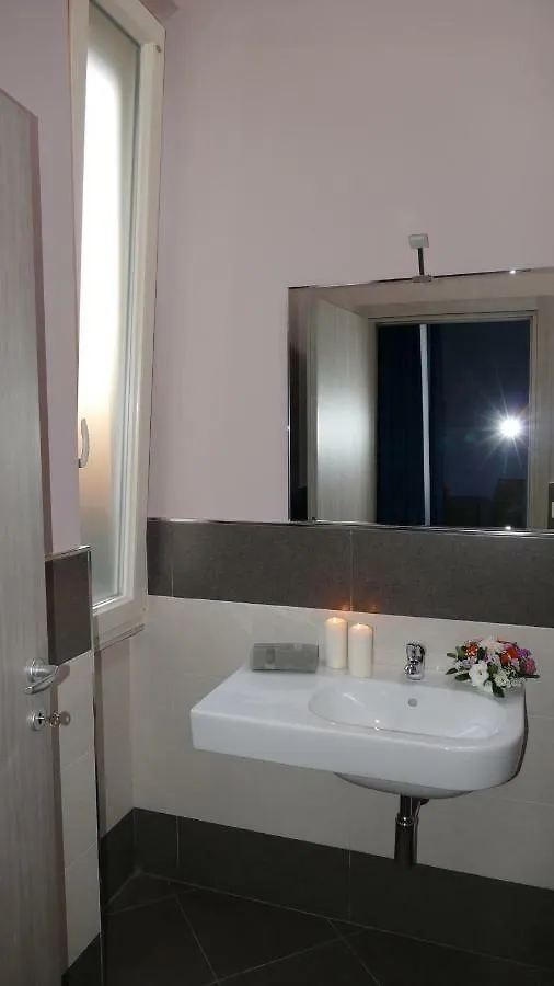 ** Bed & Breakfast Cairoli Exclusive Rooms & Suite Brindisi Italien